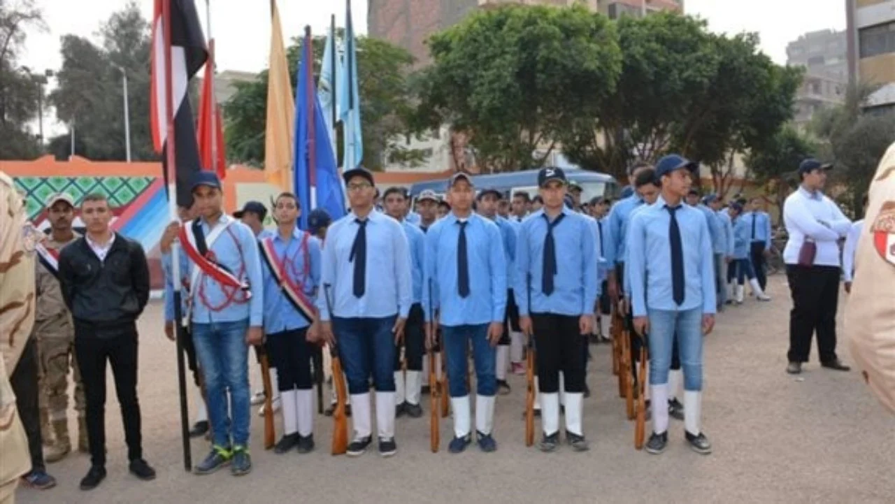 طابور الصباح في مدرسة البترول